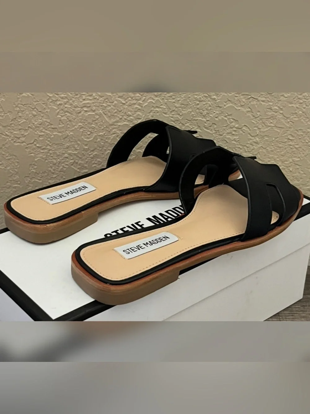 Steve Madden Hadyn Women’s Black Color Sandals Size-7.5